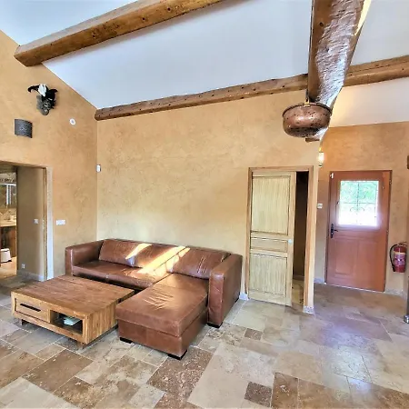 Villa Avec Piscine Chauffée à L'année Peyroules